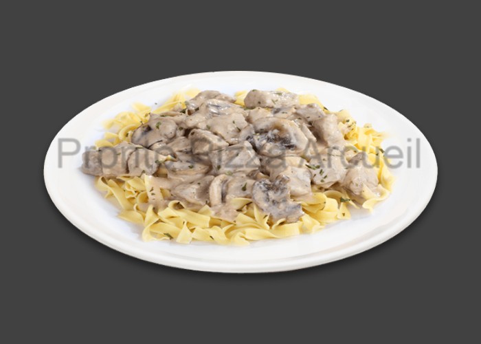 Poulet, champignons 
+ Pain offert sur demande.